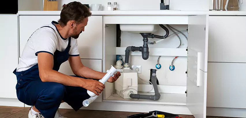Plumbers for Frozen Pipes in Melrose
