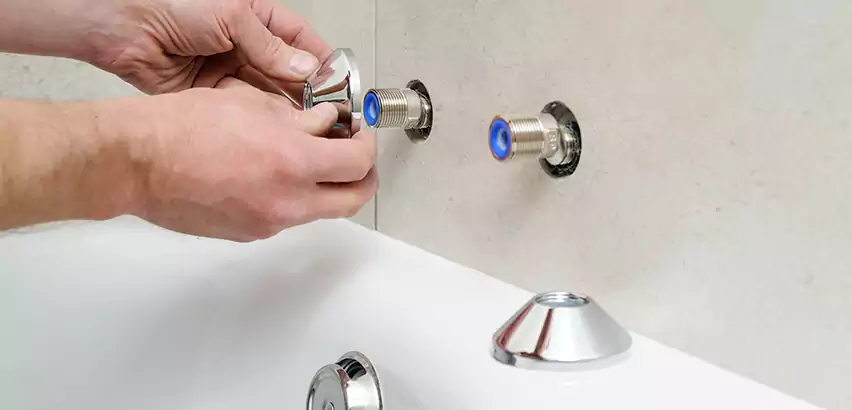 Bathtub Faucet Diverter Replacement in Melrose